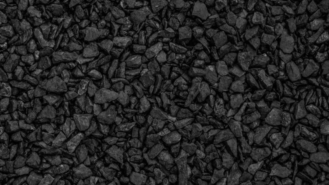 Z czym można mieszać ekogroszek, aby poprawić efektywność spalania