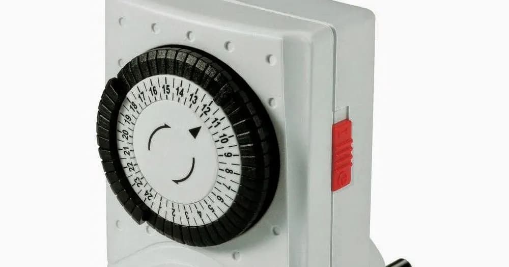 Jak łatwo ustawić programator czasowy do bojlera i uniknąć problemów