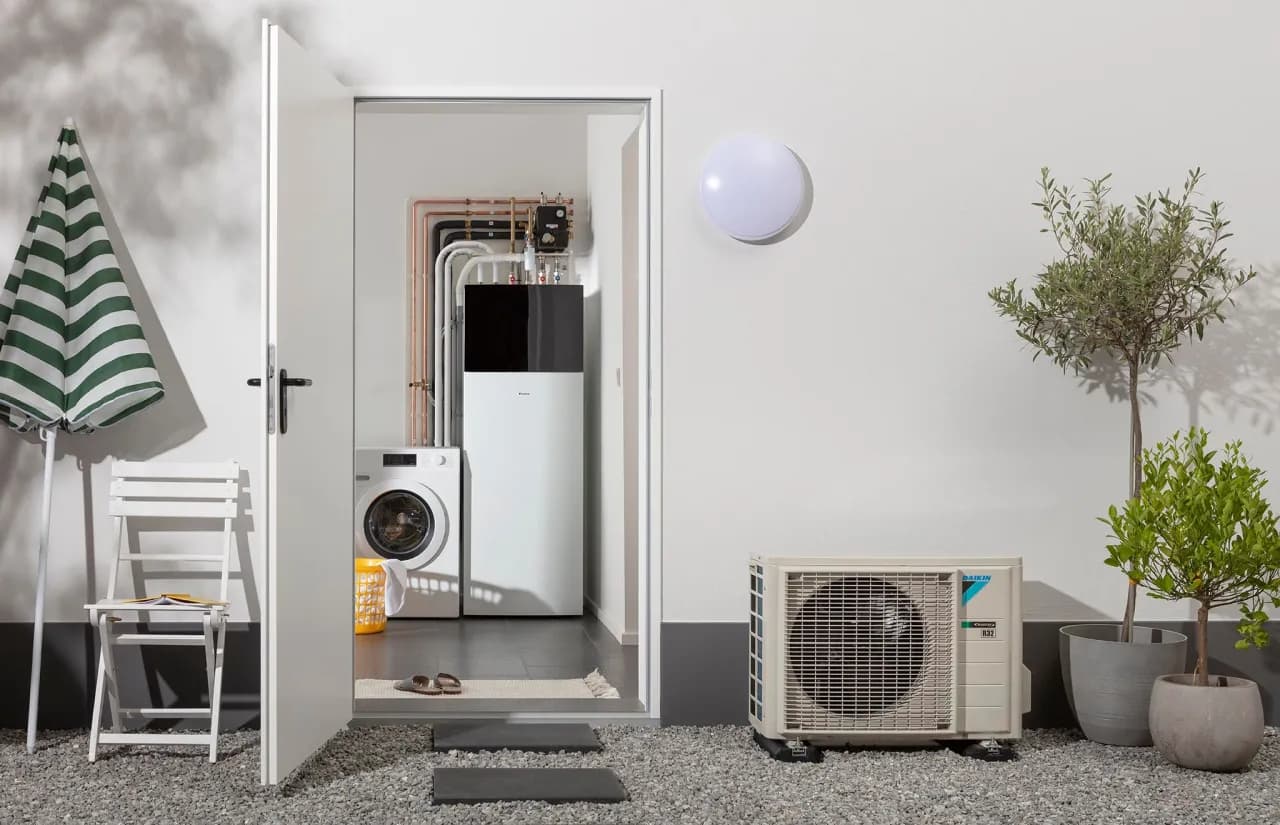 Ogrzewanie gazowe czy pompa ciepła: co wybrać, by zaoszczędzić?